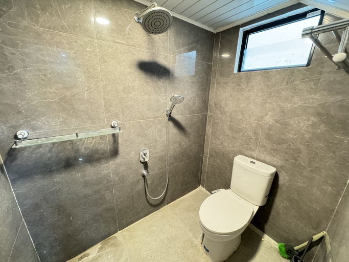 Bathroom 5, Villa Asana Kolam Renang Private, Sleman