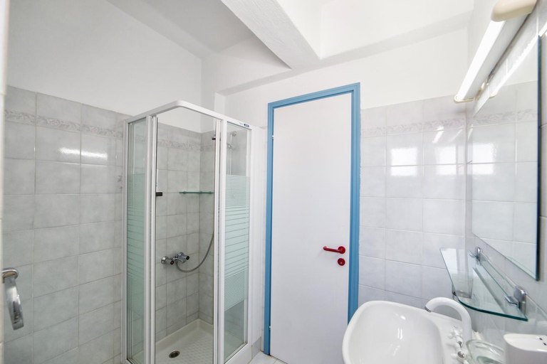 Bathroom 3, FIVOS APARTMENTS, South Aegean