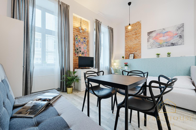 Dining Room 4