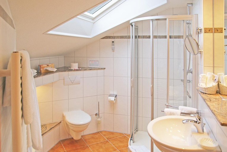Bathroom 5, Haus Thorwarth-Garni, Cuxhaven