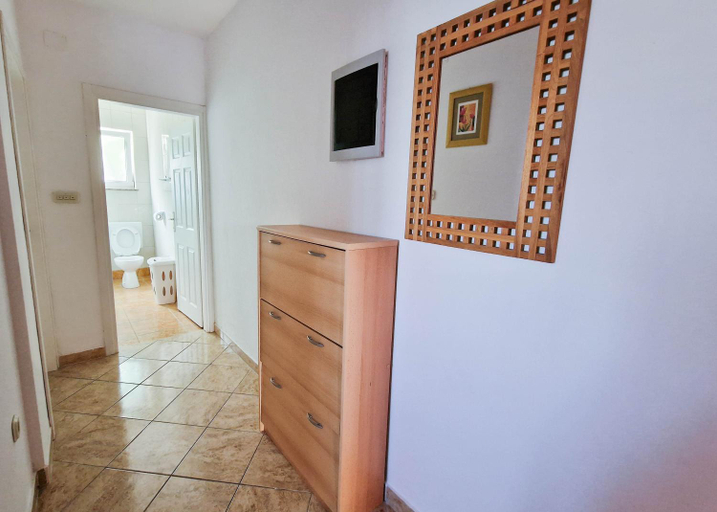 2, Apartment Dobby, Novalja