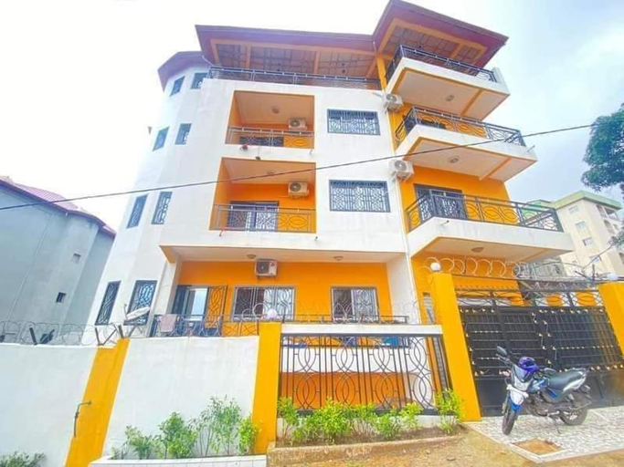 Others 4, Residence Diakhaby, Conakry