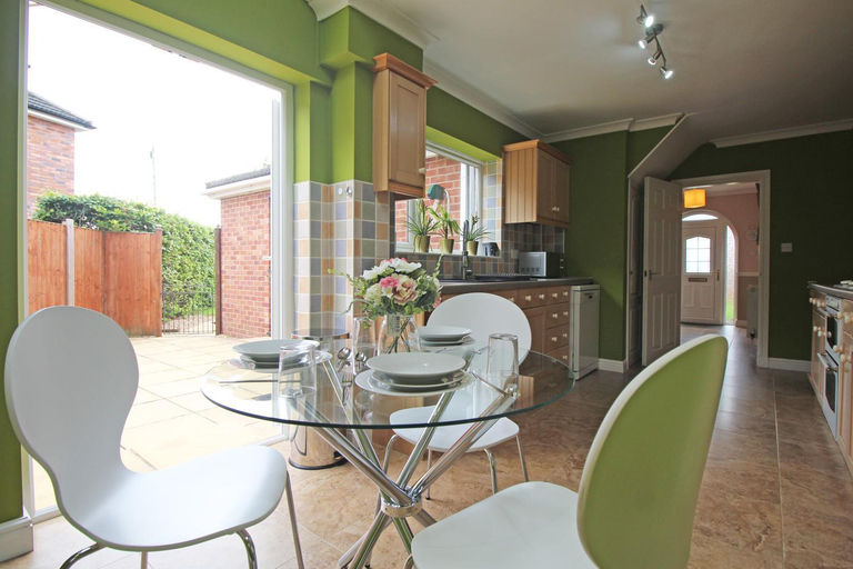Others 5, Queens Road - Luxury Spacious Home in Chester, Cheshire West and Chester