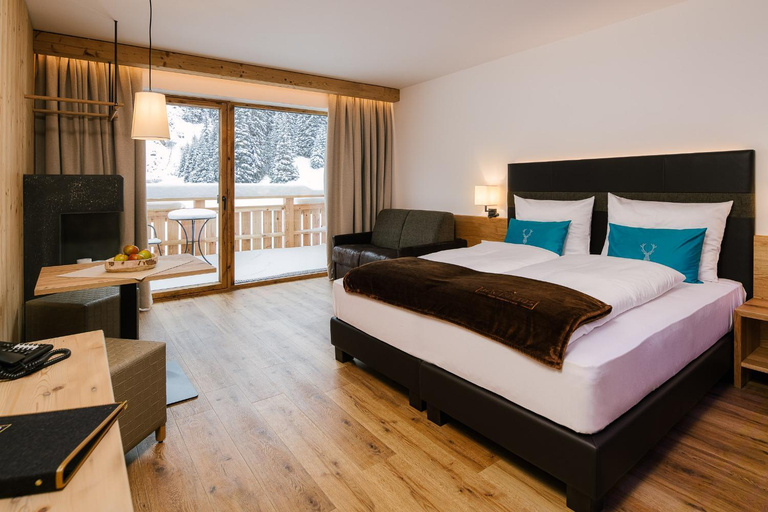 Bedroom 2, Das Jochelius - Ski-in & Ski-out - Mountain Hideaway, Landeck