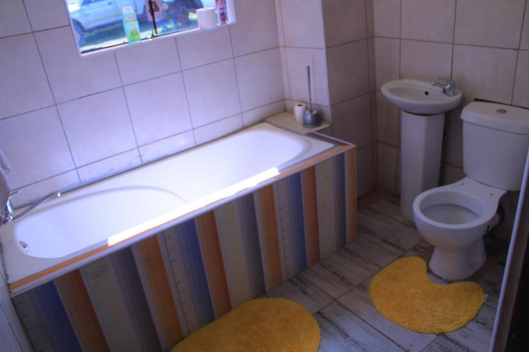 Bathroom 5, Magagula's Guest House and Accomodation, Sekhukhune