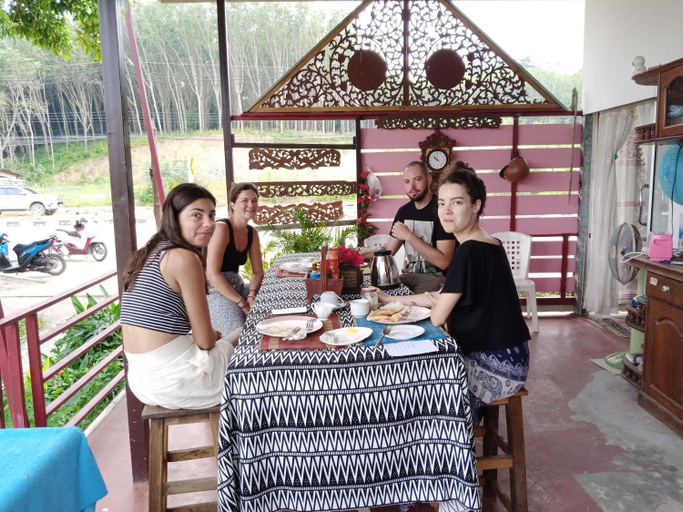 Food & Drinks 3, Lanta Dareen Garden Home, Ko Lanta