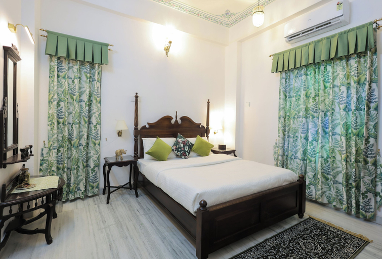 Bedroom 2, Roop Mahal Homestay, Udaipur
