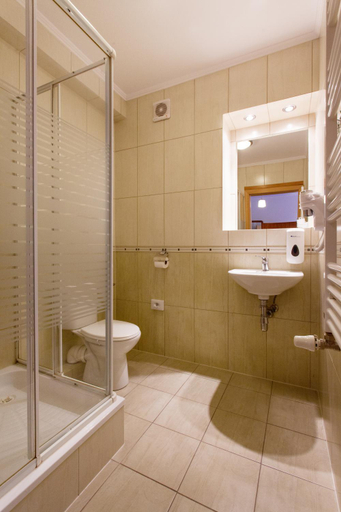 Bathroom 3, Pensjonat Sniezka SPA, Jelenia Góra
