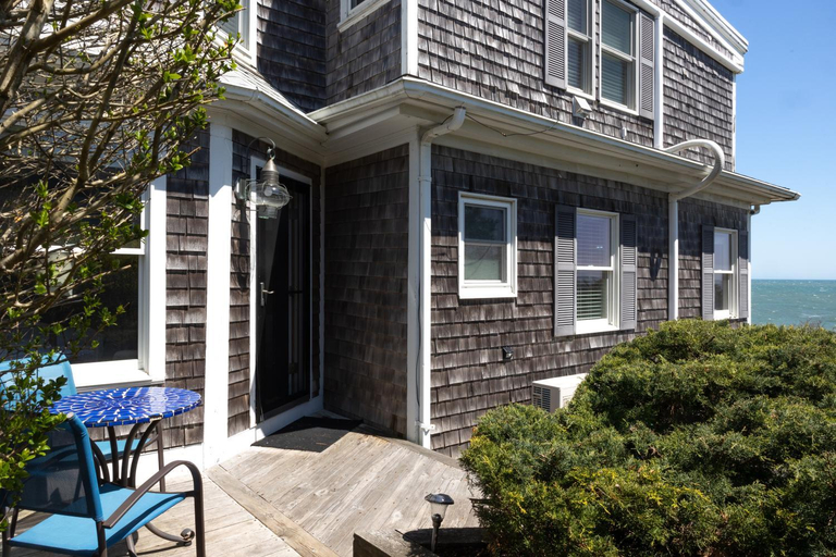 Others 5, Inn on the Sound, Barnstable