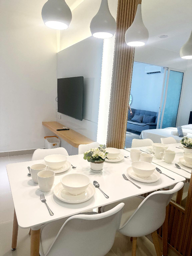 Dining Room 14