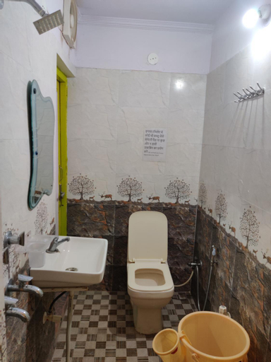 Bathroom 11