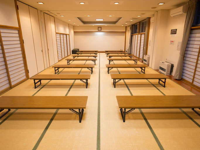 Others 3, Sun R, Misato