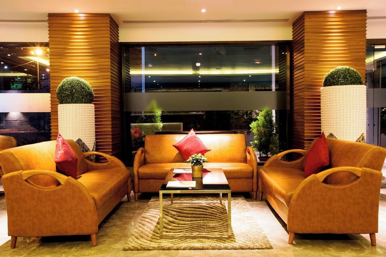 Others 1, The T Hotels, Pune