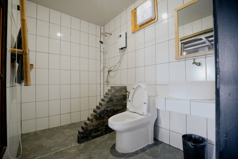 Bathroom 3, Fan Sea Resort Kohlarn, Pattaya