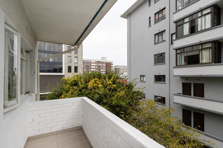Others 5, Sea Point apartment, City of Cape Town