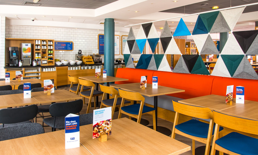 Food & Drinks 4, Holiday Inn Express BURTON UPON TRENT by IHG, Staffordshire