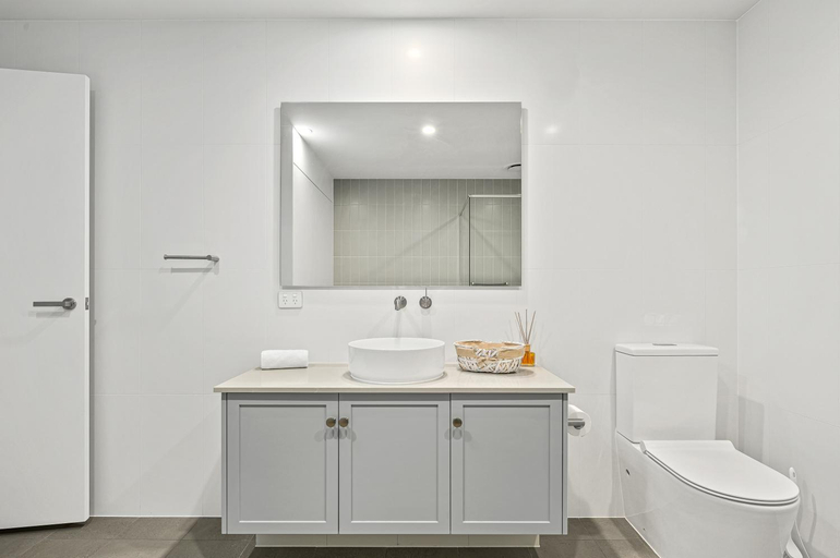 Bathroom 3, Hamptons By The Beach - C21 SouthCoast Holidays, Adelaide