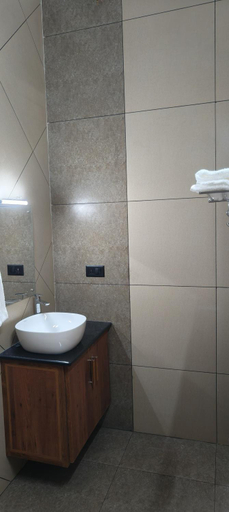Bathroom 3, JMJ Riverview Homestay, Alappuzha