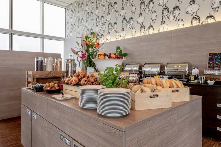 Food & Drinks 5, Garner Hotel Berlin - Spandau, Berlin