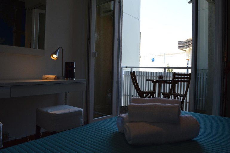 Others 5, Hotel Merano, Gorizia