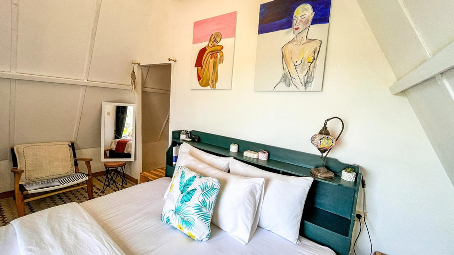 Bedroom 24