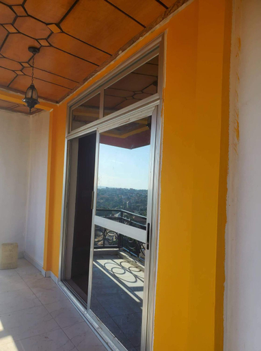 Others 5, Residence Diakhaby, Conakry