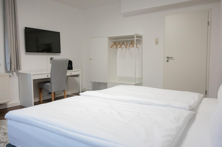 Bedroom 6