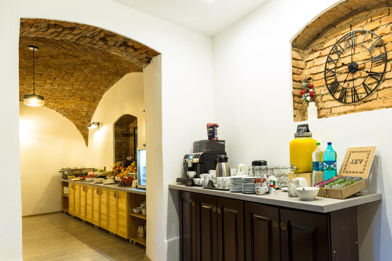 Food & Drinks 5, Drachenhaus, Brasov