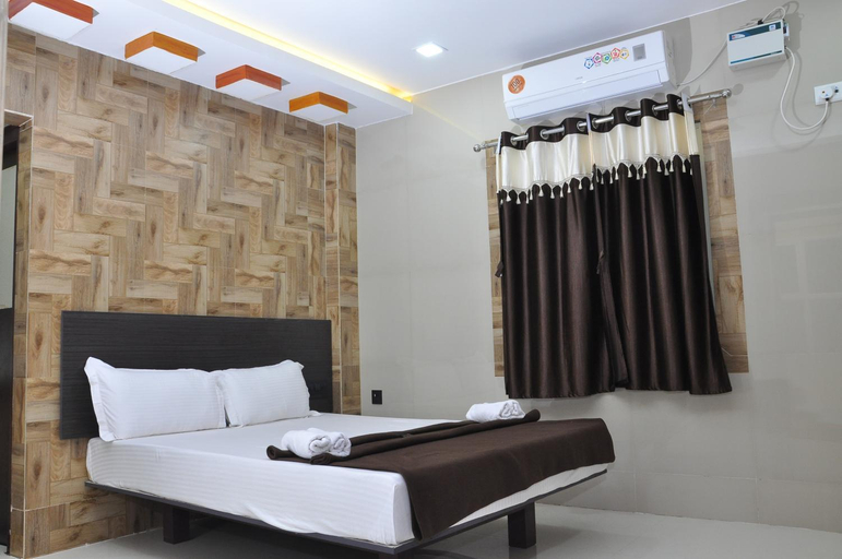 Others 4, Hotel SAARA, Ramanathapuram