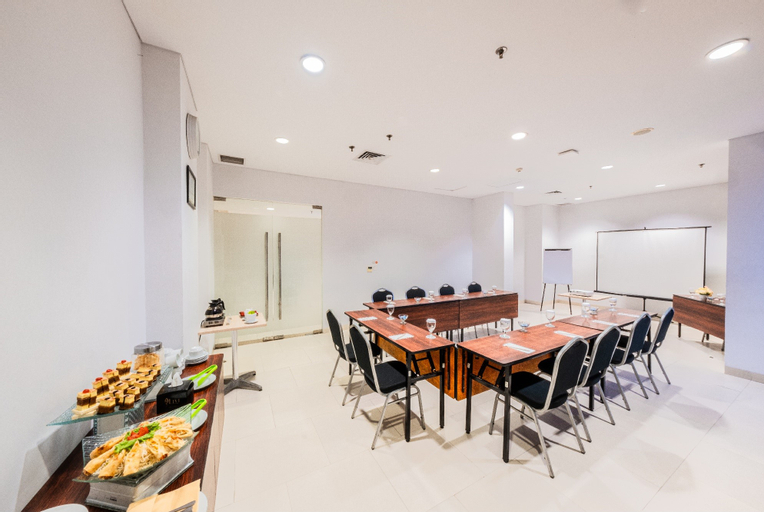 Business Facilities 29
