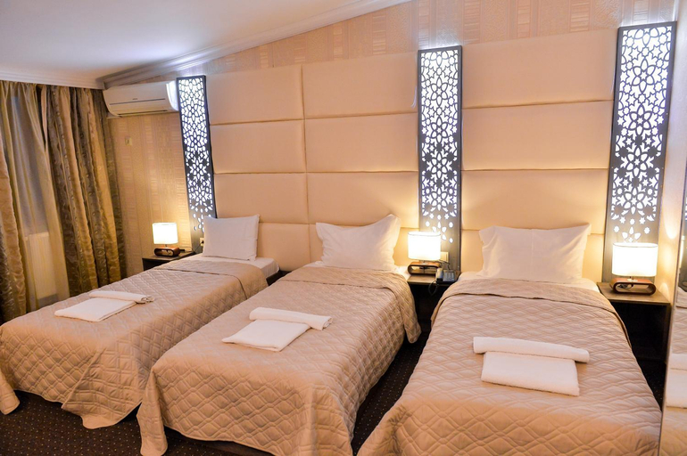 Bedroom 2, Hotel Old Town, Tskaltubo