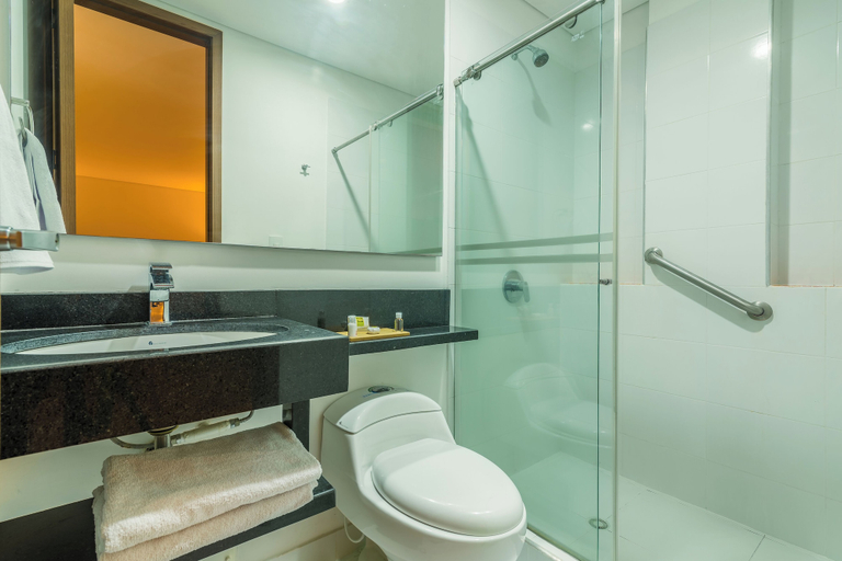 Bathroom 4, Hotel Soleira, Tolú