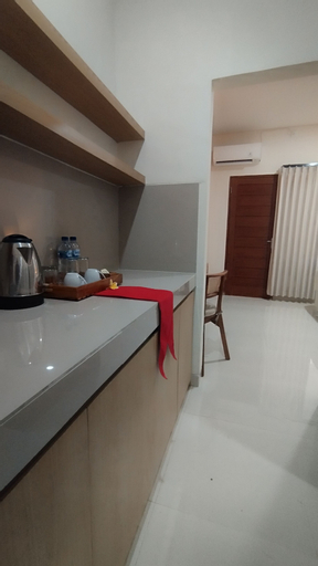 Dining Room 4