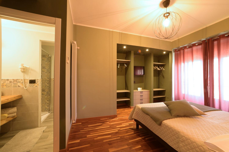 Bedroom 14
