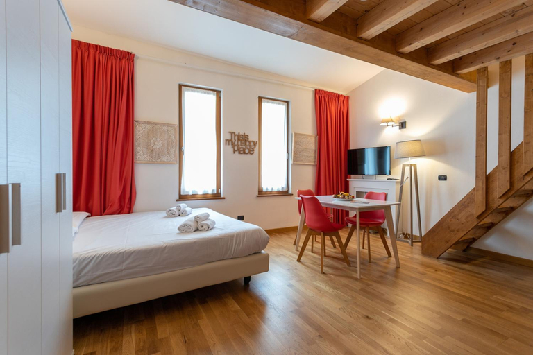Bedroom 2, Gressoney Saint-Jean apartments by Halldis, Aosta