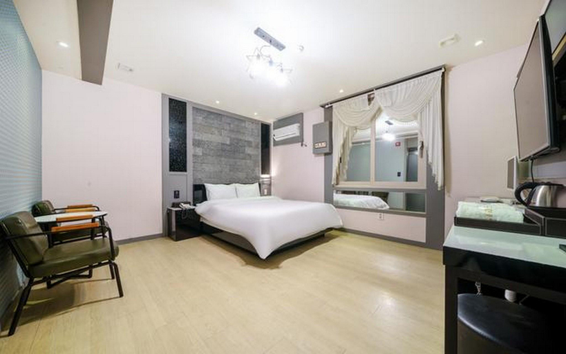 Bedroom 2, Yeosu Hotel Chocolate, Yeosu
