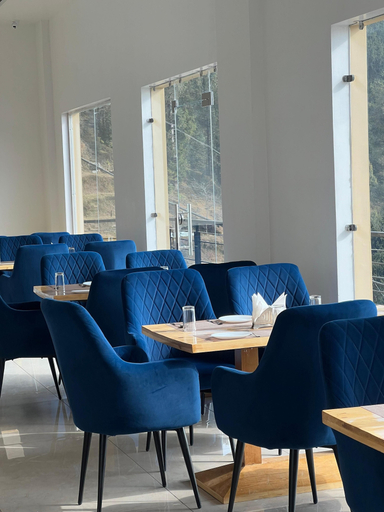 Food & Drinks 4, Jot Pass Hotel, Chamba