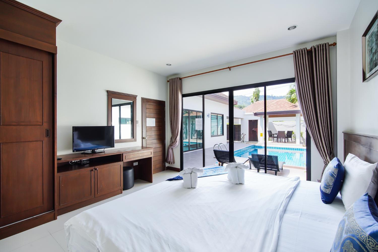 Bedroom 6