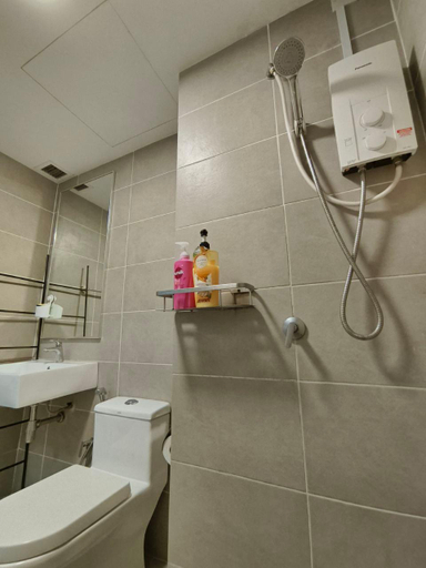 Bathroom 2, #DS1, Cozy MRT-Linked Unit, DSara Sentral SOVO, Shah Alam
