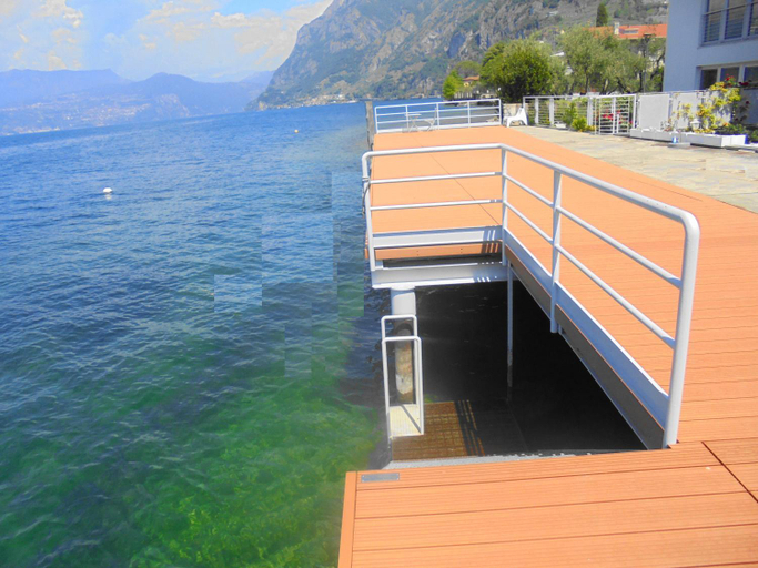 Others 3, Direttamente Al Lago Apartments, Brescia