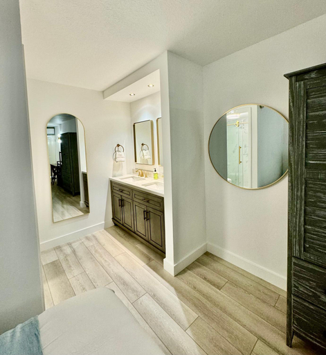 Others 4, 2 beds with Pool, Parking, Wi-Fi & Smart TV, Osceola