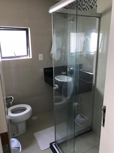 Bathroom 2, Studio Everest Flats, Recife