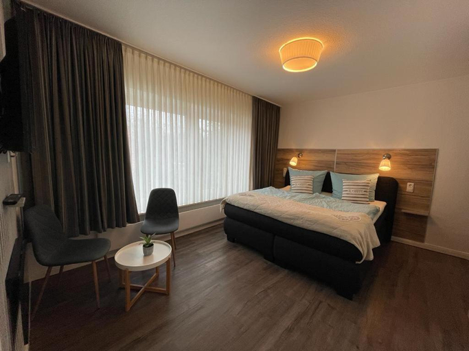 Bedroom 2, Hotel Deutsches Haus, Cuxhaven