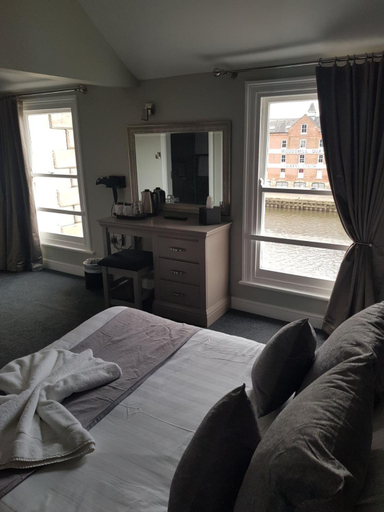 Bedroom 2, The Lowther Hotel, York
