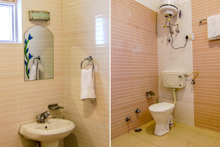 Bathroom 4, International Youth Hostel Mcleodganj , Kangra