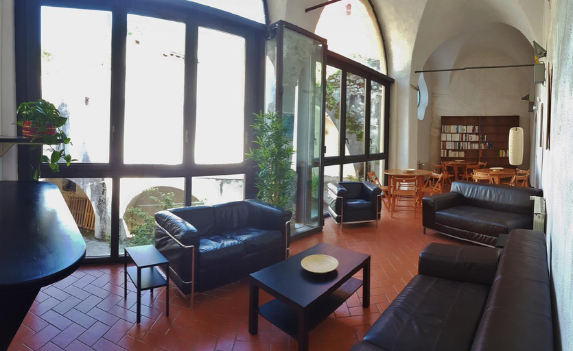 Others 5, Ospitalia del Mare Hostel, La Spezia