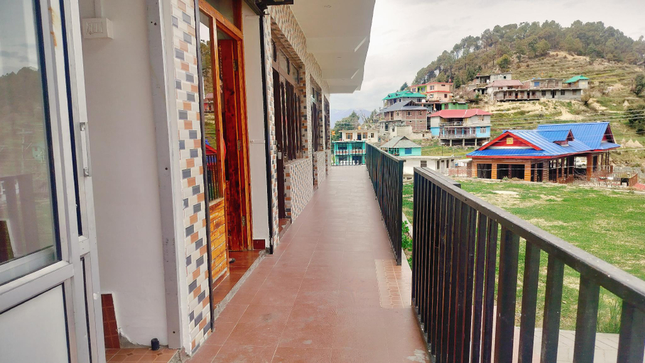 Public Area 3, Snow Mount View, Chamba