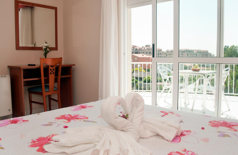 Bedroom 2, Hotel Ria Toxa, Pontevedra