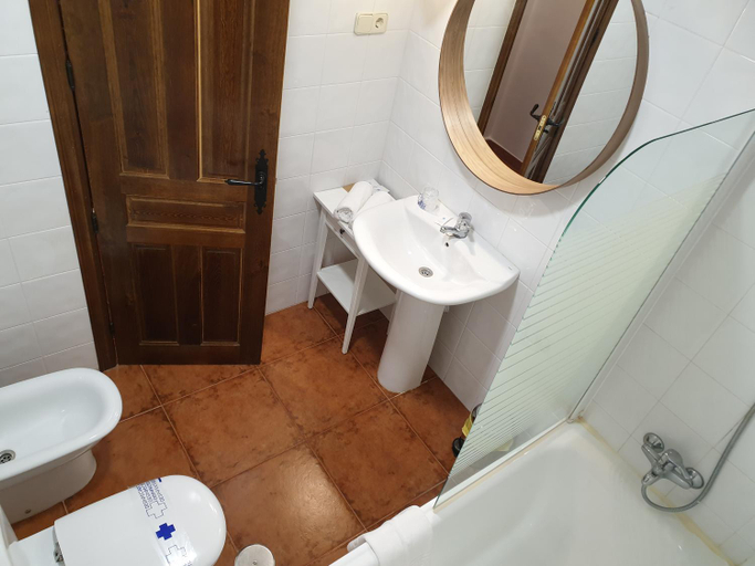 Bathroom, El Rincon de la ESPE, Guadalajara
