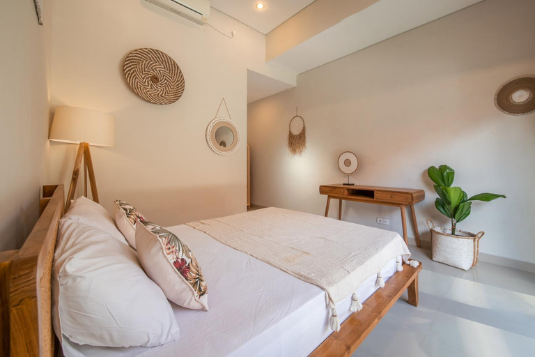 Others 2, [Seminyak central] private 3 bedrooms villa with swimming pool, Badung